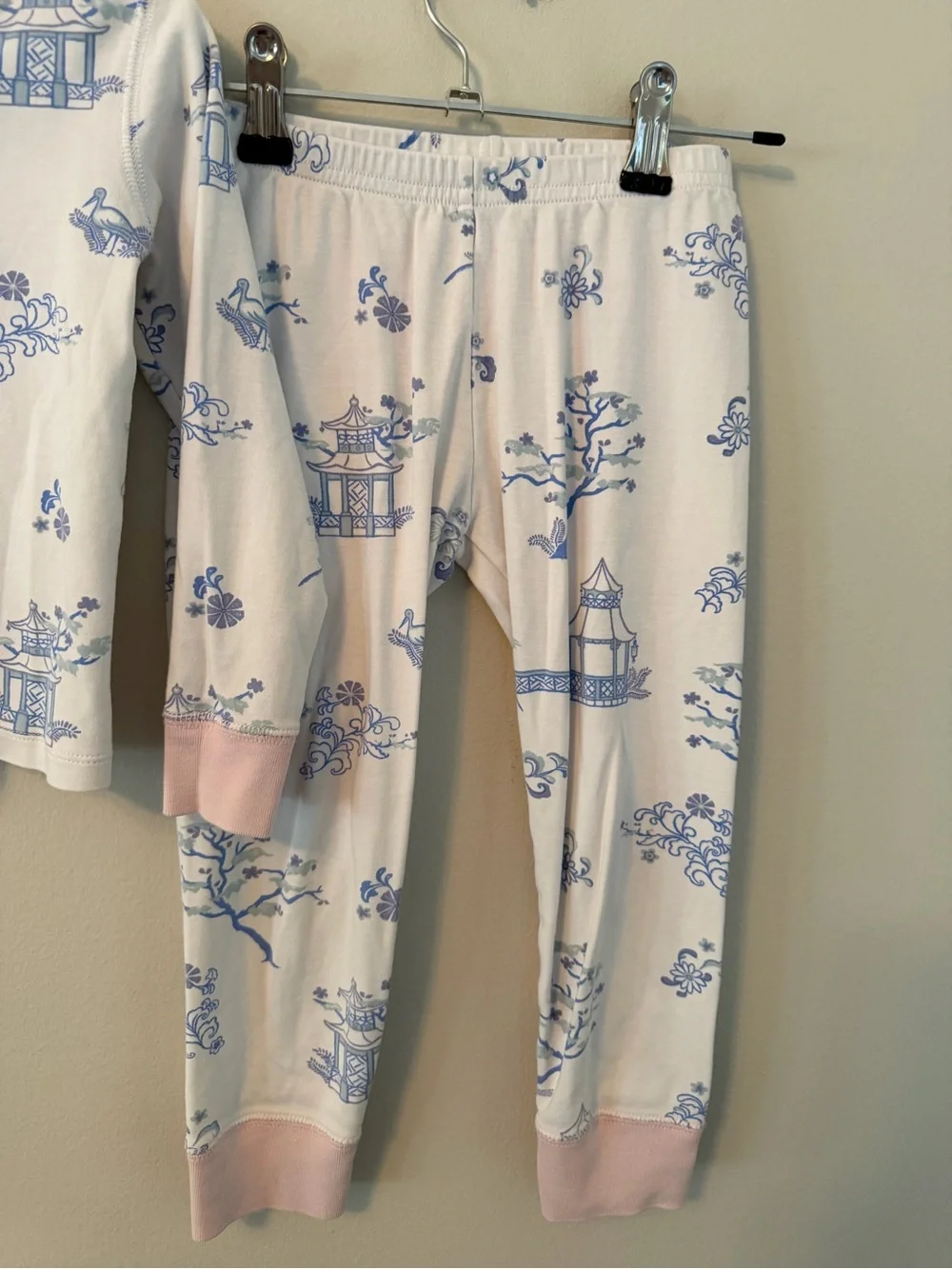 The Beaufort Bonnet Company White & Light Pink Pagoda Print Pajama Set